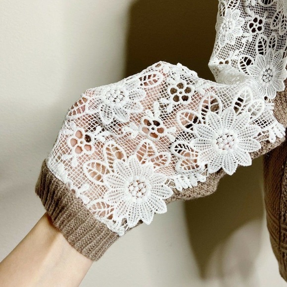 Listicle Lace Panel Sleeve Detail Cardigan - Picture 5 of 9